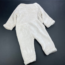 Load image into Gallery viewer, unisex F&amp;F, soft fleece top &amp; bottoms set, GUC, size 000,  