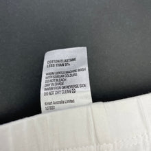 Load image into Gallery viewer, Girls Tiny Little Wonders, white ruffle leggings / bottoms, FUC, size 00,  