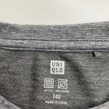 Load image into Gallery viewer, unisex Uniqlo, DRY-EX sports / activewear top, EUC, size 10,  