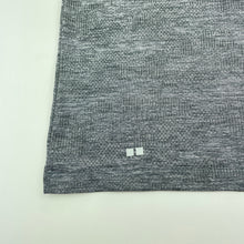 Load image into Gallery viewer, unisex Uniqlo, DRY-EX sports / activewear top, EUC, size 10,  