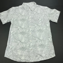 Load image into Gallery viewer, Boys KID, grey &amp; white cotton short sleeve shirt, EUC, size 12,  