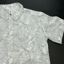 Load image into Gallery viewer, Boys KID, grey &amp; white cotton short sleeve shirt, EUC, size 12,  