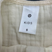 Load image into Gallery viewer, Girls Target, crinkle cotton summer playsuit, EUC, size 5,  