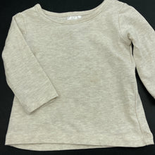 Load image into Gallery viewer, unisex Target, oatmeal marle long sleeve top, EUC, size 000,  