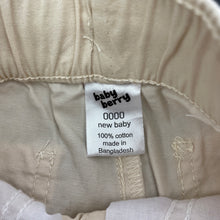 Load image into Gallery viewer, Boys Baby Berry, lightweight cotton shorts, elasticated, EUC, size 000,  