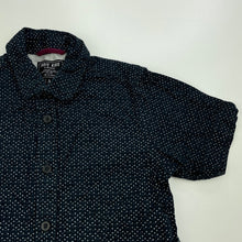Load image into Gallery viewer, Boys Indie, navy cotton short sleeve shirt, GUC, size 3,  