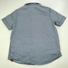 Load image into Gallery viewer, Boys Target, lightweight cotton short sleeve shirt, EUC, size 4,  