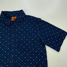 Load image into Gallery viewer, Boys Tilt, navy cotton short sleeve shirt, GUC, size 6,  