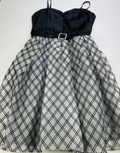 Load image into Gallery viewer, Girls Junior Zone, black &amp; silver party / formal dress, armpit to armpit: 39cm, FUC, size 16, L: 91cm
