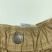 Load image into Gallery viewer, Boys Target, cotton chino shorts, elasticated, EUC, size 000,  