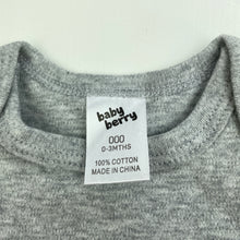 Load image into Gallery viewer, unisex Baby Berry, soft cotton bodysuit / romper, EUC, size 000,  