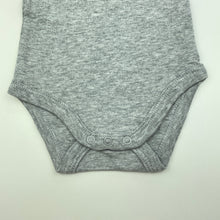 Load image into Gallery viewer, unisex Baby Berry, soft cotton bodysuit / romper, EUC, size 000,  