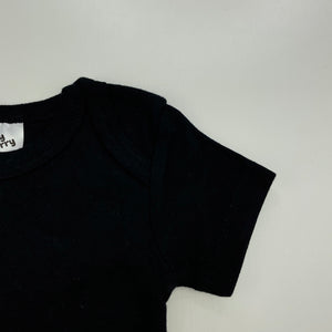 unisex Baby Berry, black cotton bodysuit / romper, EUC, size 000,  