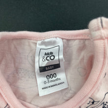 Load image into Gallery viewer, Girls Kids &amp; Co, cotton long sleeve top, swans, EUC, size 000,  