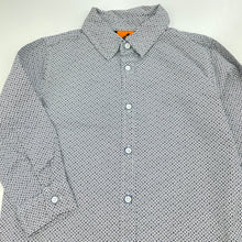 Load image into Gallery viewer, Boys Tilt, lightweight cotton long sleeve shirt, EUC, size 4,  