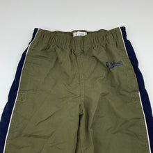 Load image into Gallery viewer, Boys Osh Kosh, khaki lined lightweight pants, elasticated, Inside leg: 43cm, FUC, size 5,  
