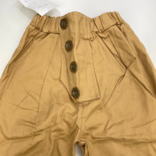 Load image into Gallery viewer, Boys Milk Threads, cotton pants, elasticated, Inside leg: 34cm, NEW, size 3,  