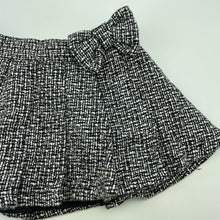 Load image into Gallery viewer, Girls Target, lined black &amp; white bouclet skirt, elasticated, EUC, size 0,  