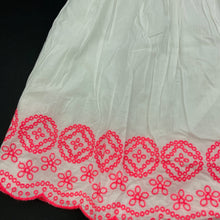 Load image into Gallery viewer, Girls Target, lined embroidered cotton skirt, elasticated, L: 37cm, FUC, size 7,  