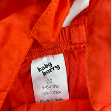 Load image into Gallery viewer, Girls Baby Berry, lightweight cotton summer romper, EUC, size 00,  