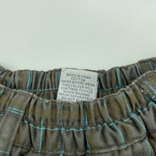 Load image into Gallery viewer, Boys Target, checked cotton shorts, elasticated, GUC, size 000,  