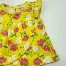 Load image into Gallery viewer, Girls Carters, yellow floral cotton top, FUC, size 000,  