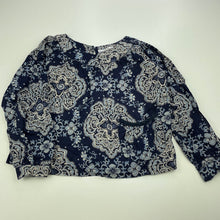 Load image into Gallery viewer, Girls Daisy &amp; Moose, lined lightweight cotton long sleeve top, EUC, size 4,  