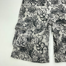 Load image into Gallery viewer, Boys Matalan, cotton cargo shorts, adjustable, FUC, size 4-5,  