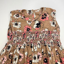 Load image into Gallery viewer, Girls floral, cotton party dress, no size, armpit to armpit: 27cm, GUC, size 3-4, L: 61cm