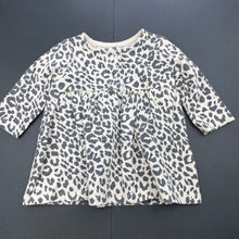 Load image into Gallery viewer, Girls Cotton On, leopard print long sleeve casual dress, EUC, size 000, L: 30cm