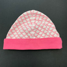 Load image into Gallery viewer, Girls Target, pink &amp; white hat / beanie, EUC, size 000,  