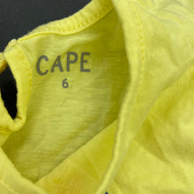 Load image into Gallery viewer, Girls CAPE, yellow cotton top, flamingo, EUC, size 6,  