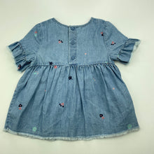 Load image into Gallery viewer, Girls Country Road, chambray cotton casual dress, EUC, size 00, L: 33cm