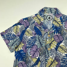 Load image into Gallery viewer, Boys KID, viscose / flax short sleeve shirt, EUC, size 4,  