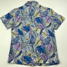Load image into Gallery viewer, Boys KID, viscose / flax short sleeve shirt, EUC, size 4,  