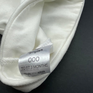 unisex Dymples, white stretchy hat / beanie, GUC, size 000,  
