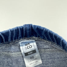 Load image into Gallery viewer, Girls Kids &amp; Co, knit denim leggings, elasticated, EUC, size 00,  