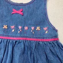Load image into Gallery viewer, Girls embroidered, denim casual dress, FUC, size 00, L: 40cm