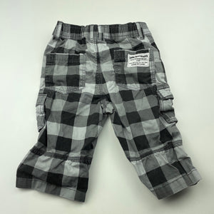 Boys H&M, checked cotton long cargo shorts, adjustable, Inside leg: 20cm, GUC, size 4,  