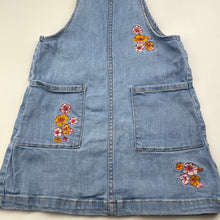 Load image into Gallery viewer, Girls 1964 Denim Co, embroidered stretch denim overalls dress, FUC, size 5, L: 57cm