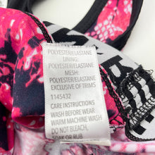 Load image into Gallery viewer, Girls Circuit, sports / activewear crop top, FUC, size 8,  