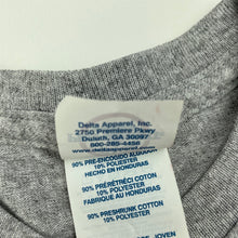 Load image into Gallery viewer, Boys Delta, grey t-shirt / top, New York, L: 47cm, armpit to armpit: 34cm, EUC, size 6-7,  