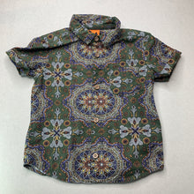 Load image into Gallery viewer, Boys Tilt, lightweight cotton short sleeve shirt, EUC, size 2,  