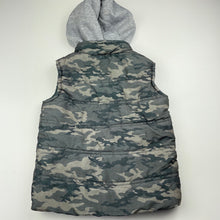 Load image into Gallery viewer, Boys Kids &amp; Co, camo print hooded puffer vest, FUC, size 4,  