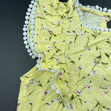 Load image into Gallery viewer, Girls Mango, lightweight floral top, FUC, size 10,  