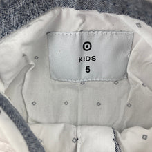 Load image into Gallery viewer, Boys Target, white &amp; navy cotton short sleeve shirt, EUC, size 5,  