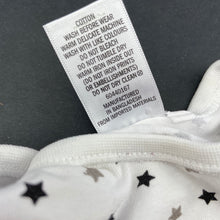 Load image into Gallery viewer, unisex Target, cotton bodysuit / romper, stars, GUC, size 000,  