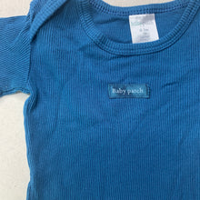 Load image into Gallery viewer, unisex Baby Patch, ribbed cotton t-shirt / top, GUC, size 000,  