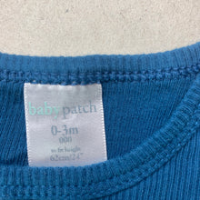 Load image into Gallery viewer, unisex Baby Patch, ribbed cotton t-shirt / top, GUC, size 000,  