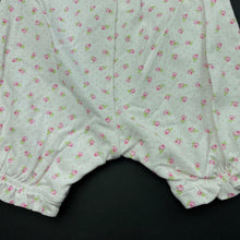 Load image into Gallery viewer, Girls floral, stretchy shorts / bottoms, GUC, size 00,  